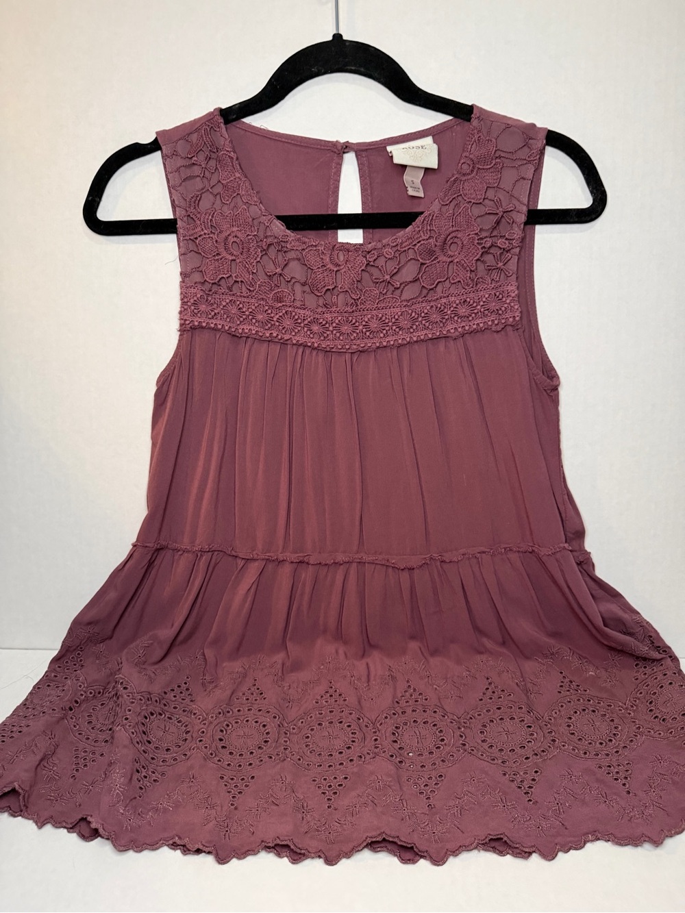 Knox Rose Mauve Sleeveless Lace Yoke Camisole